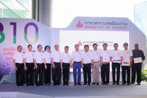 รณรงค์คนไทยใช้น้ำมันดีเซล B10 ลดฝุ่น PM 2.5 - แก้ราคาปาล์ม