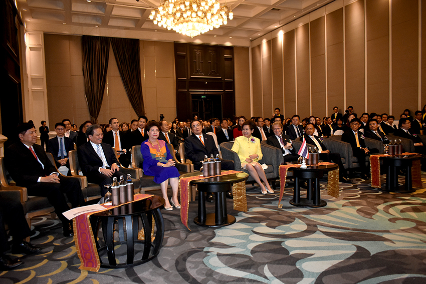 ‘BGRIM’– เอ็นเนอร์ยี่ ไชน่า ลงนามสัญญาจัดซื้อโซลาร์ลอยน้ำเขื่อนสิรินธร กฟผ. มูลค่า 842 ล้านบาท