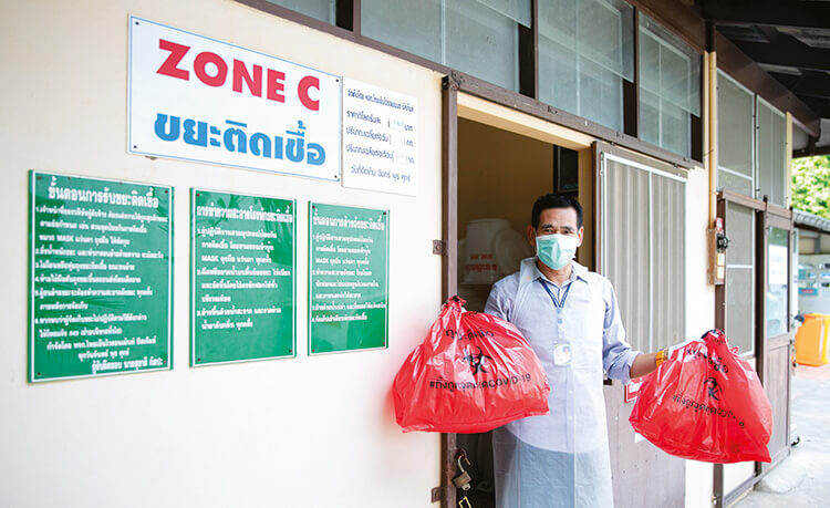 คัดแยกขยะติดเชื้ COVID-19 ก่อนทิ้งลงถังแดง