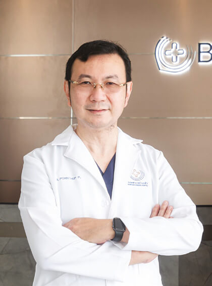 นายแพทย์พรเทพ พงศ์ทวิกร