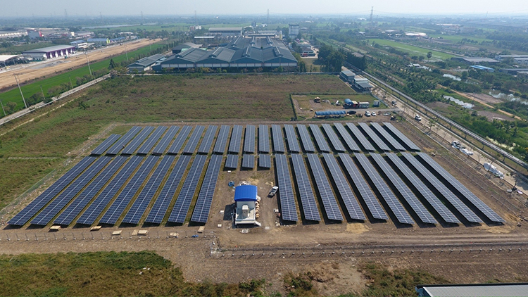 โครงการโซลาร์ฟาร์ม