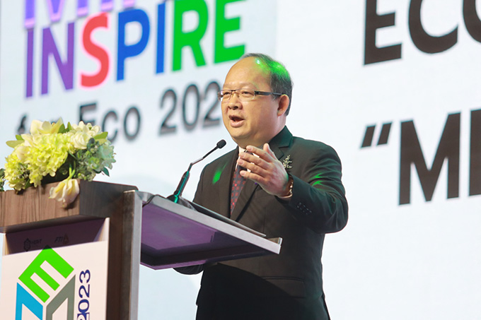 เกรียงไกร เธียรนุกุล