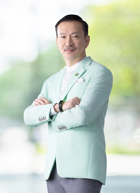 นายชัยวัฒน์ โควาวิสารัช