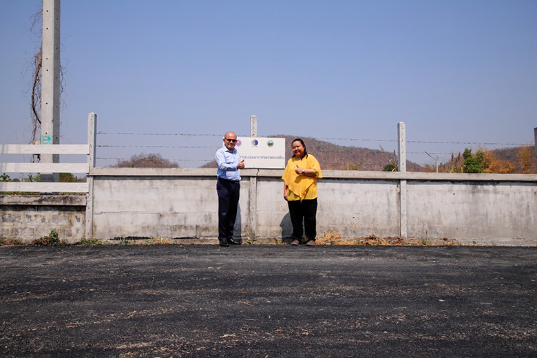 ดร.ประทีป วงศ์บัณฑิต และดร ดร..เรวดี อนุวัฒนา