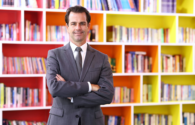 ดร.ทีโม สลาวินสกี้