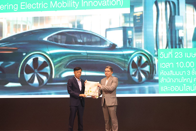 ดร.อัครินทร์ สุวรรณรัตน์