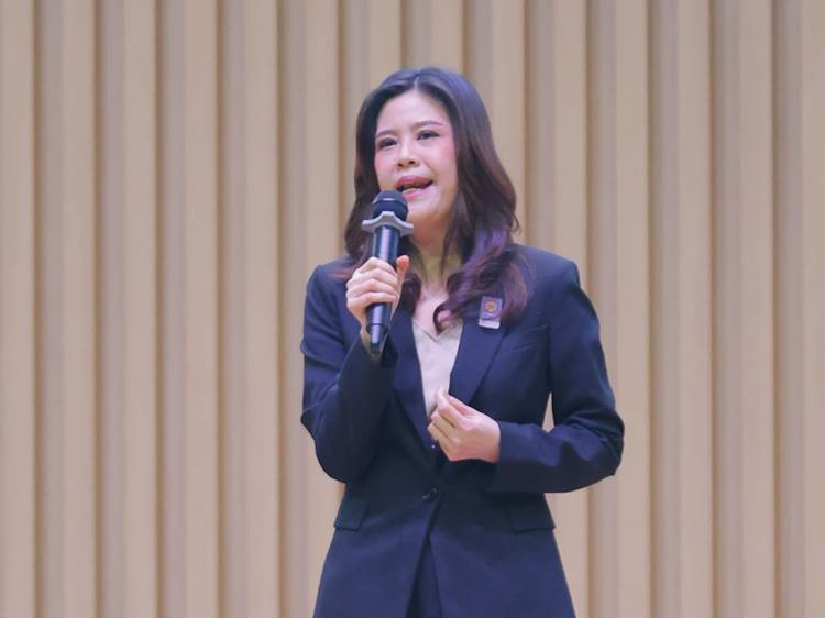 ดวงกมล ลิมป์พวงทิพย์