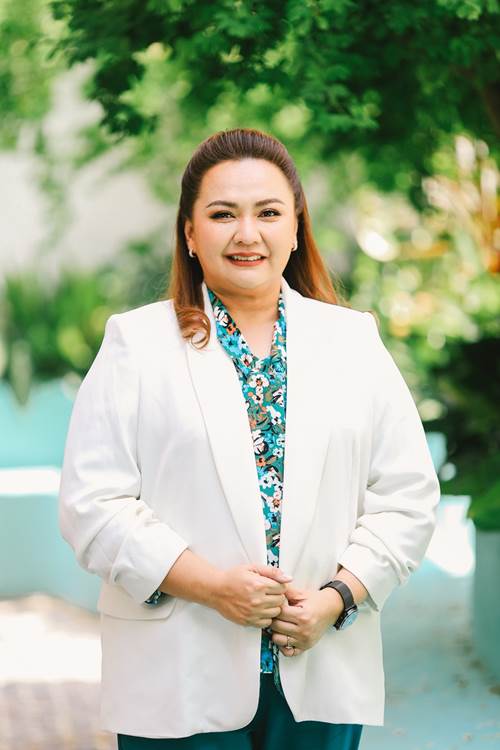 รุ้งเพชร ชิตานุวัตร์