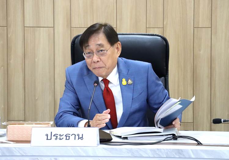 พิชัย ชุณหวชิร