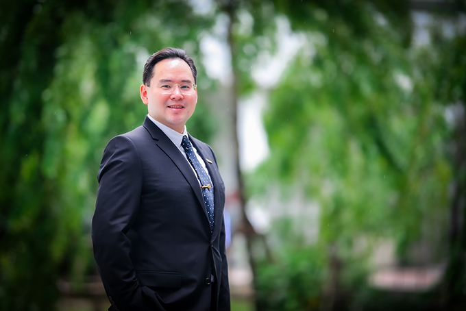 นายธนวัฒน์ ตรีวิศวเวทย์