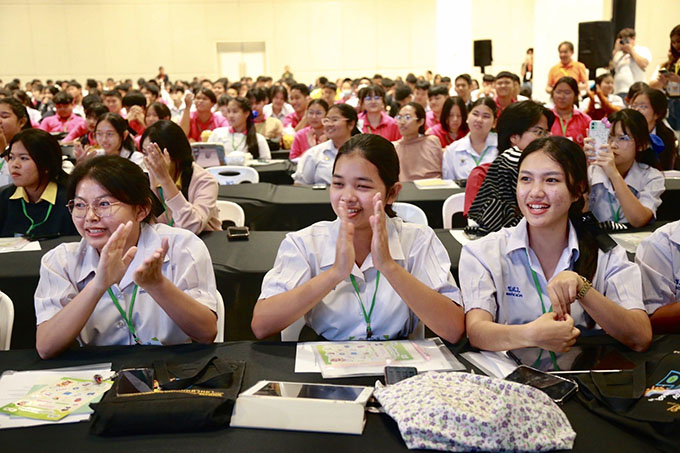 สมาคมเพื่อนชุมชน เดินหน้าโครงการ “ติวเตอร์” ต่อเนื่อง ปีที่ 14