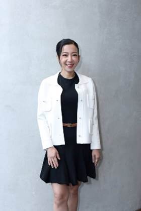 คุณพรรณสิรี คุณากรไพบูลย์ศิริ