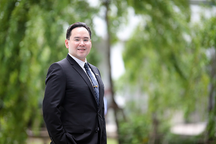 นายธนวัฒน์ ตรีวิศวเวทย์