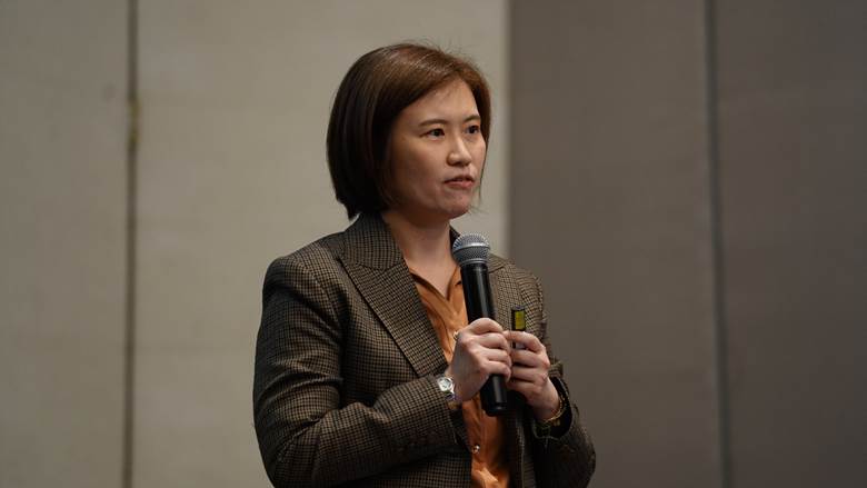 ดร. อารีพร อัศวินพงศ์พันธ์