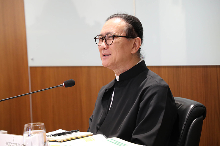 วิกรม กรมดิษฐ์