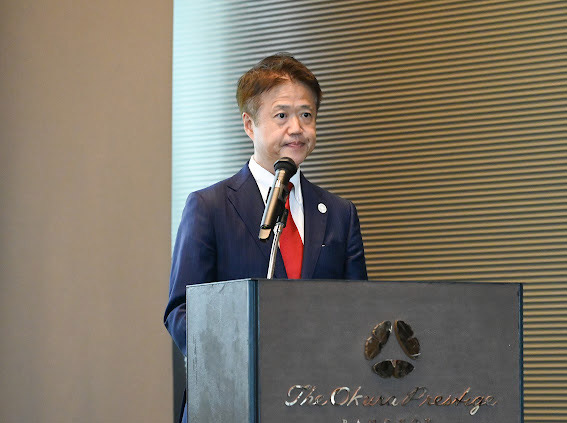 มิสเตอร์ ฮิเดชิกะ ไซโตะ