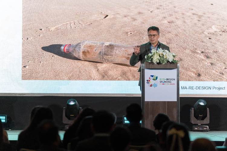 อัลวาโร ซูริตา