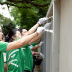 ปูนซีเมนต์นครหลวง ส่งมอบกำแพงคอนกรีต รร.บ้านมาบคล้า