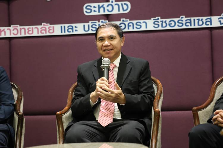 รศ.ดร.จิรวัฒน์ ชีวรุ่งโรจน์