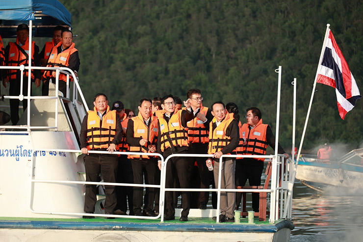 กระทรวงพลังงาน เร่งเดินหน้าโครงการ Floating Solar ของ กฟผ.