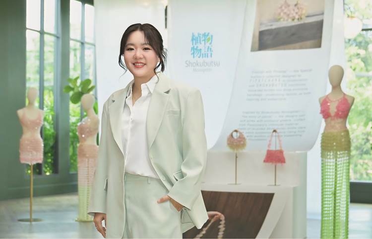 วรรัช เอกอวัสดาพร