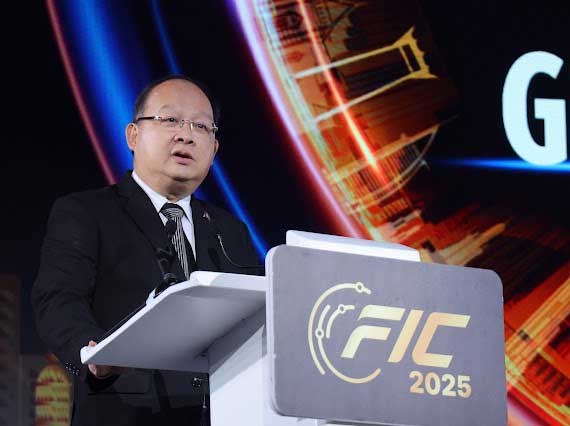 เกรียงไกร เธียรนุกุล