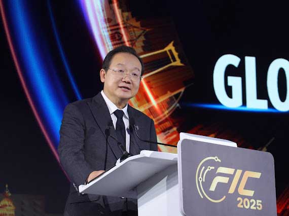 วิเชาวน์ รักพงษ์ไพโรจน์