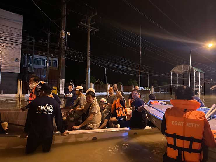 กฟผ. รับลูก รมว.พลังงาน เปิดวอร์รูมช่วยเหลือผู้ประสบอุทกภัยภาคใต้เร่งด่วน ส่งมอบถุงยังชีพต่อเนื่อง – ดูแลระบบไฟฟ้าให้มั่นคงปลอดภัย