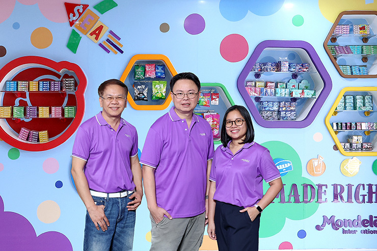 คุณสุมน คุณจิรพงษ์ คุณมณีรัตน์