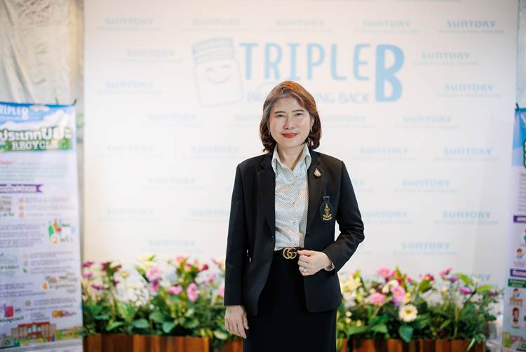 เลิศลักษณ์ ลีลาเรืองแสง