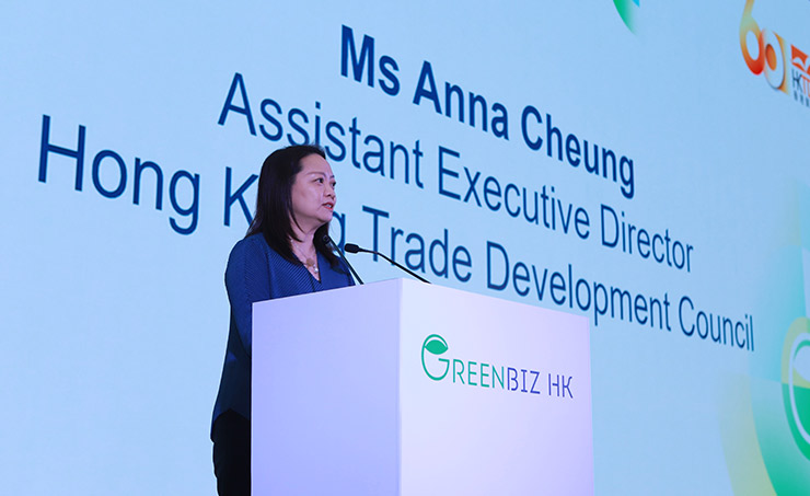 คุณแอนนา เฉิง