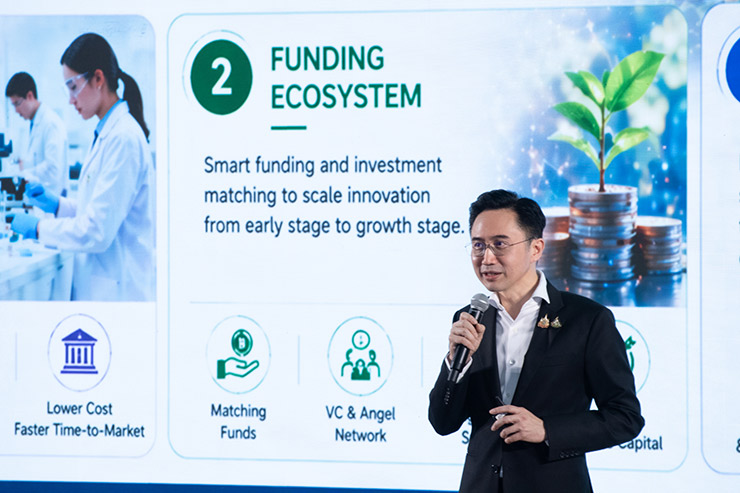 ศ. ดร.ยศชนัน