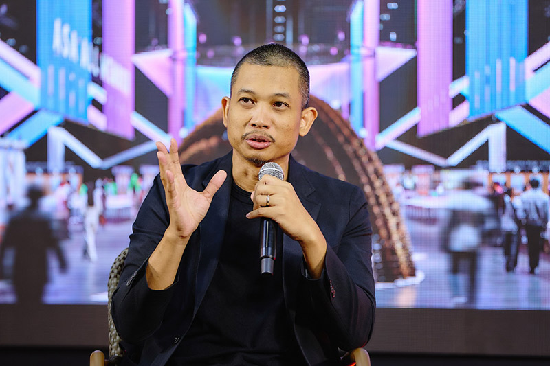 นายจาตุรนต์ กิ่งมิ่งแฮ