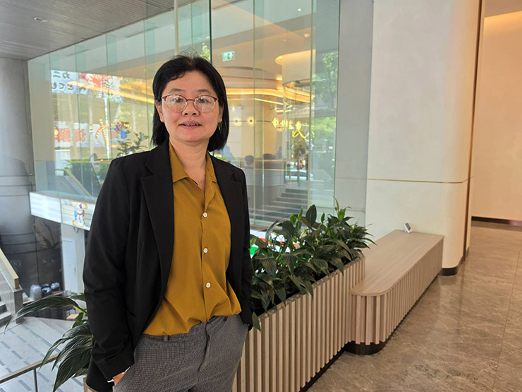 จารุวรรณ พิพัฒน์พุทธพันธ์