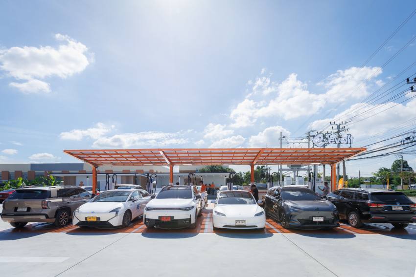สถานีชาร์จ Evolt Station Hub
