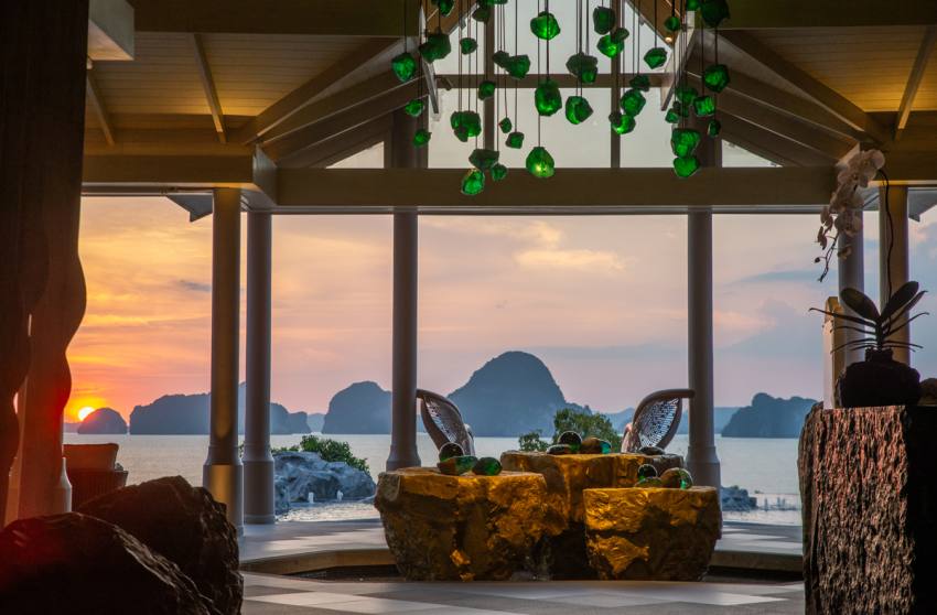 AWC จับมือ OCBC ผ่านสินเชื่อ Sustainability-Linked Loan